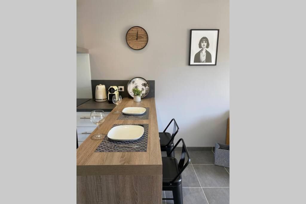 Le Continental Beau T2 Plein Centre + Parking Apartment Annecy Exterior photo